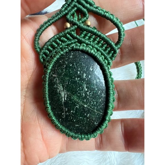 DARK GREEN Adventurine Braided Hemp Necklace - Picture 3 of 5
